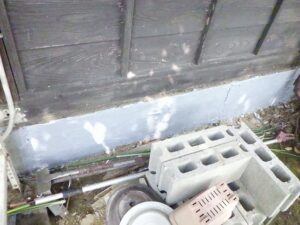 基礎ひび割れ強化作業！　２０２６年８月４日　富山県射水市